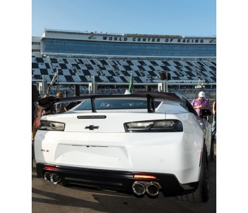 Комплект тунинг стопове с динамични мигачи за Chevrolet Camaro (2015-2018)