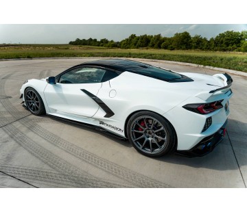 Добавки за прагове Maxton design за Chevrolet Corvette C8 (2020-)